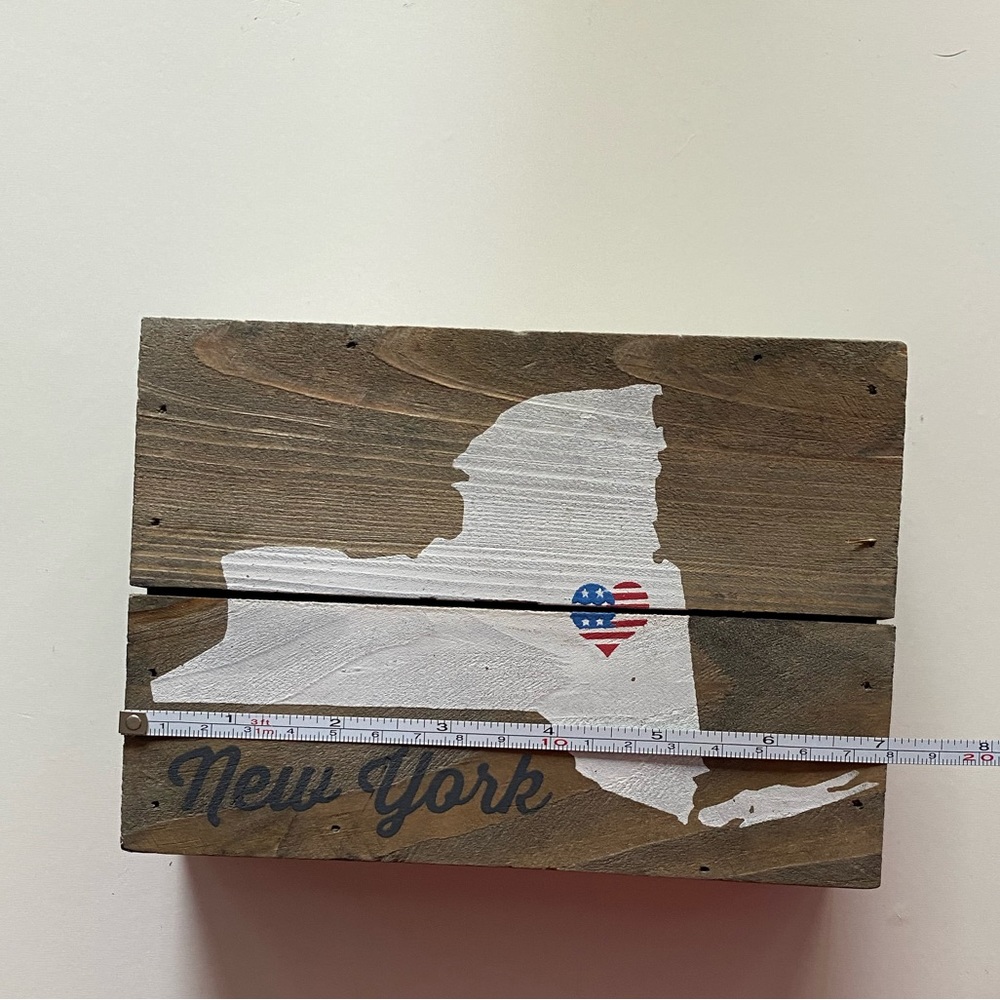 New York home decor wooden sign accent - Picture 3 of 8